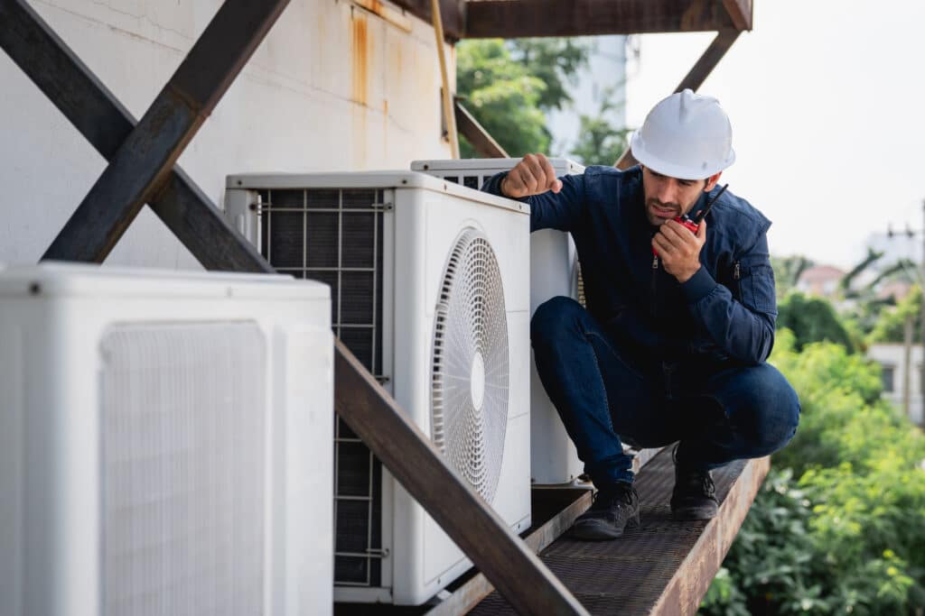 Matthieu, installateur expert de pompes à chaleur Climatt